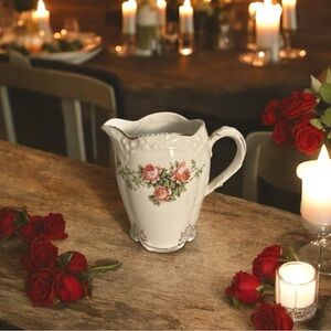 🥀 Vintage Bavarian Richmond Porcelain Creamer